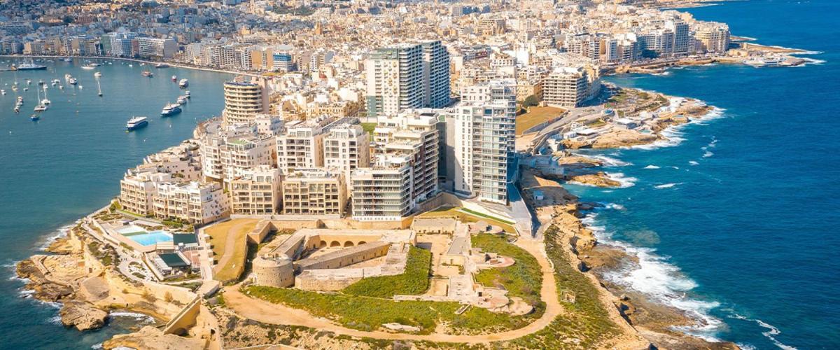 Exceptional 3-Bedroom Apartment, Sliema - Tigne Point! Eksteriør billede