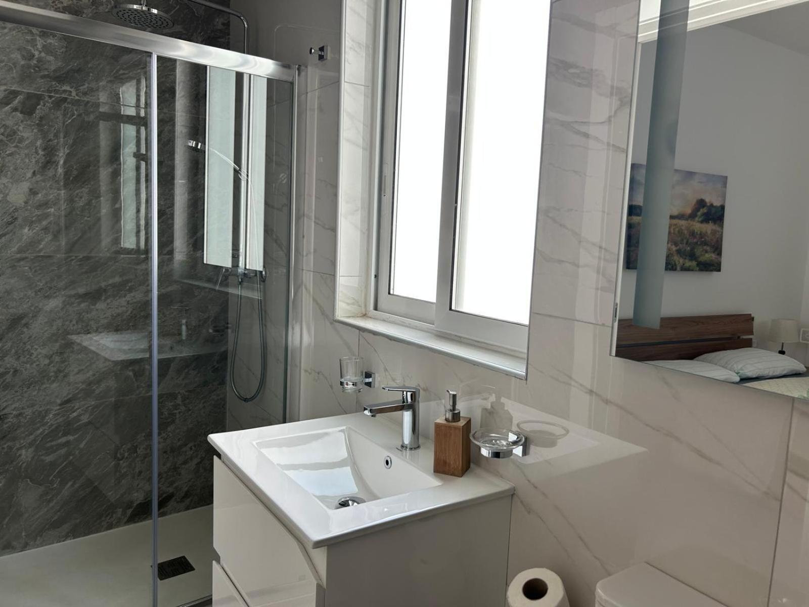Exceptional 3-Bedroom Apartment, Sliema - Tigne Point! Eksteriør billede