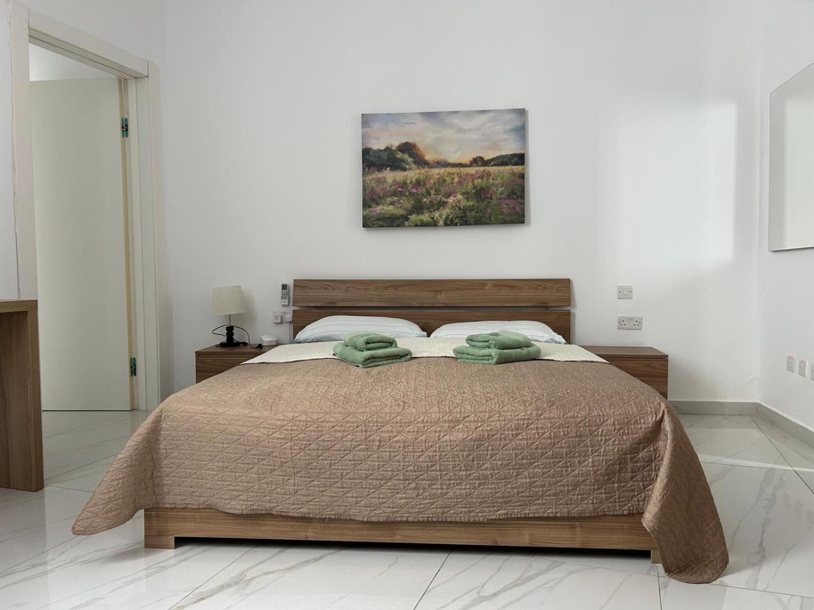 Exceptional 3-Bedroom Apartment, Sliema - Tigne Point! Eksteriør billede